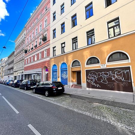 Home Suites Home Виена Екстериор снимка